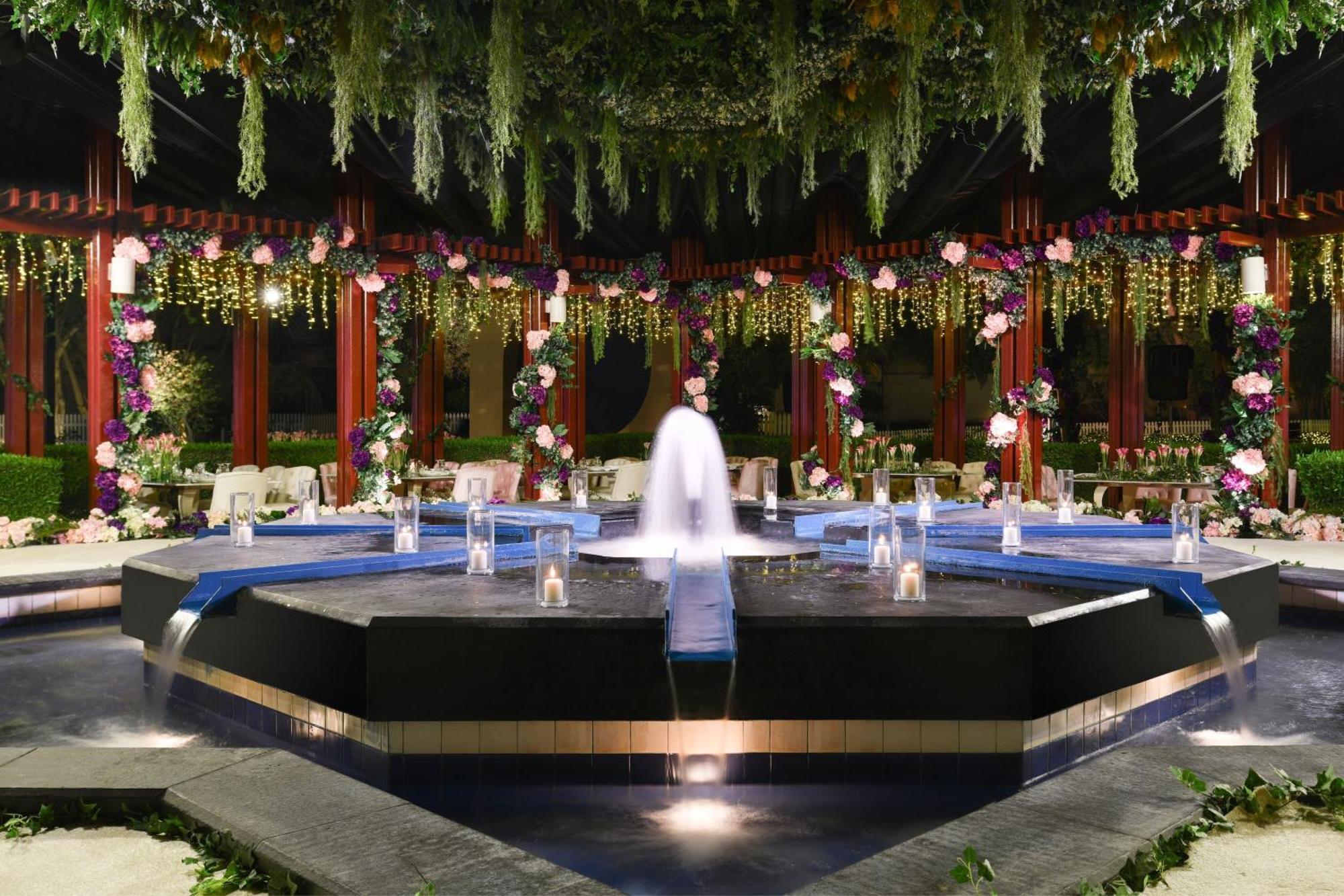 Hotel The Ritz-Carlton, Ad Dawhah Esterno foto The Fountain