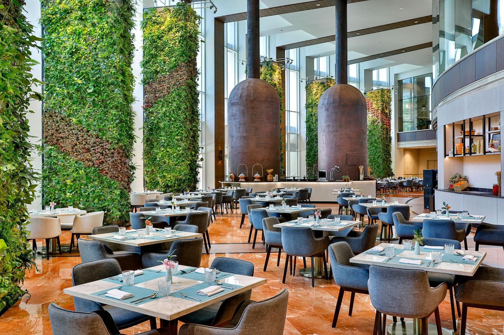 Hotel The Ritz-Carlton, Ad Dawhah Esterno foto The restaurant