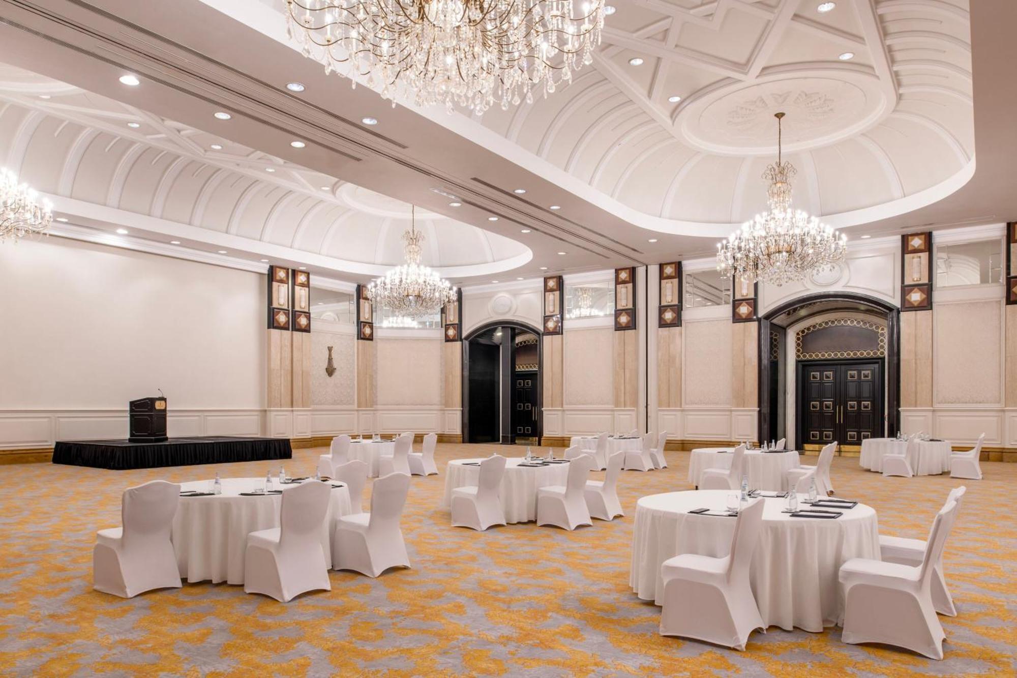 Hotel The Ritz-Carlton, Ad Dawhah Esterno foto The Imperial Ball Room