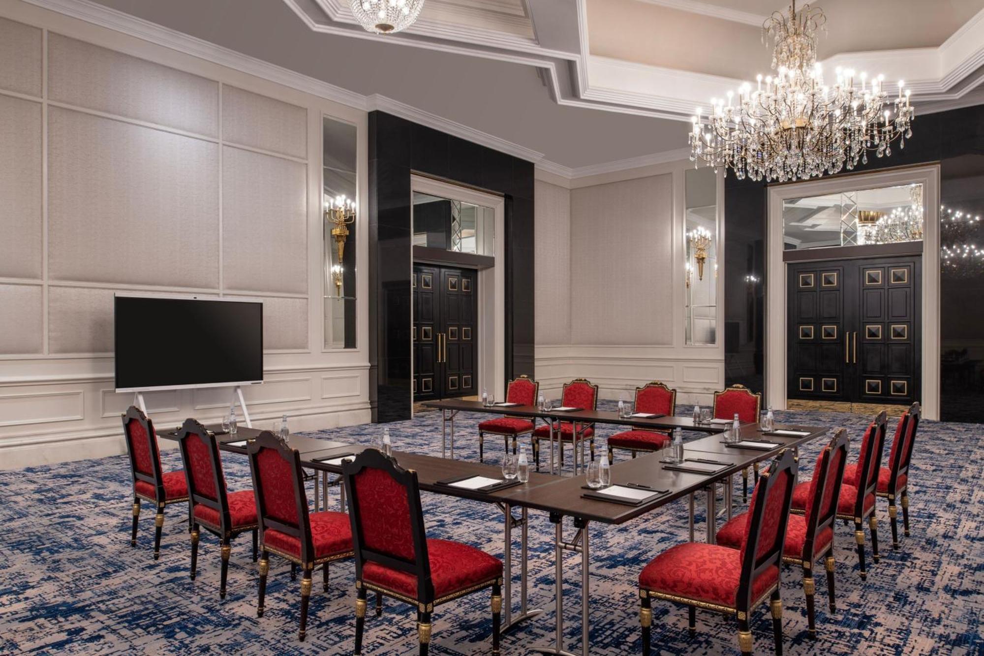 Hotel The Ritz-Carlton, Ad Dawhah Esterno foto Meeting room
