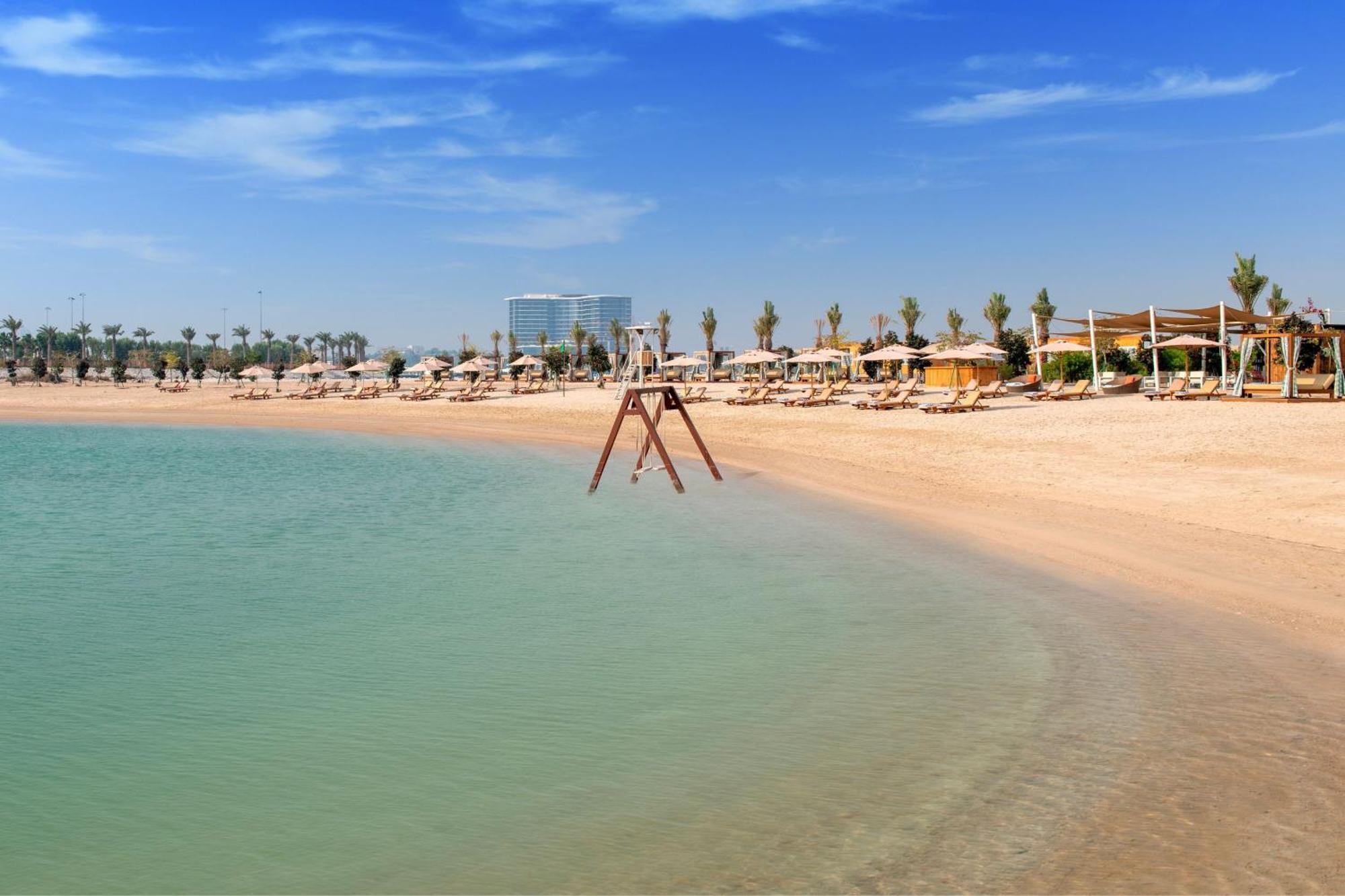 Hotel The Ritz-Carlton, Ad Dawhah Esterno foto The beach at Jumeirah Beach Club